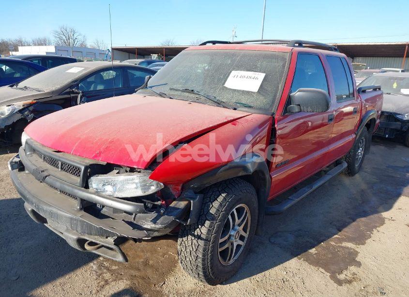 Photo 2 of 2003 Chevrolet S-10 LS (VIN 1GCDT13X23K177262)