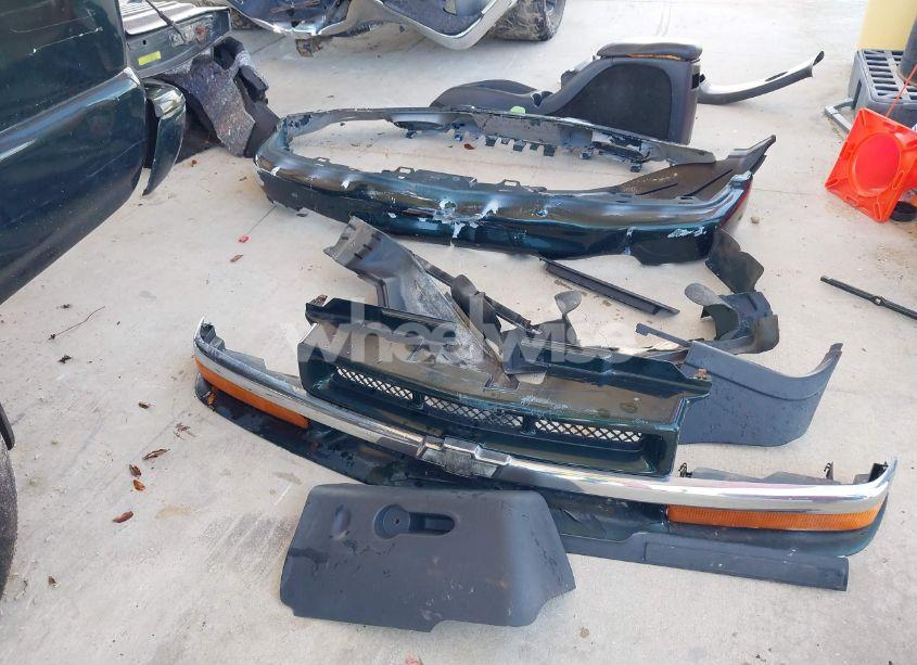 Photo 12 of 2004 Chevrolet S-10 LS (VIN 1GCDT13X24K108038)