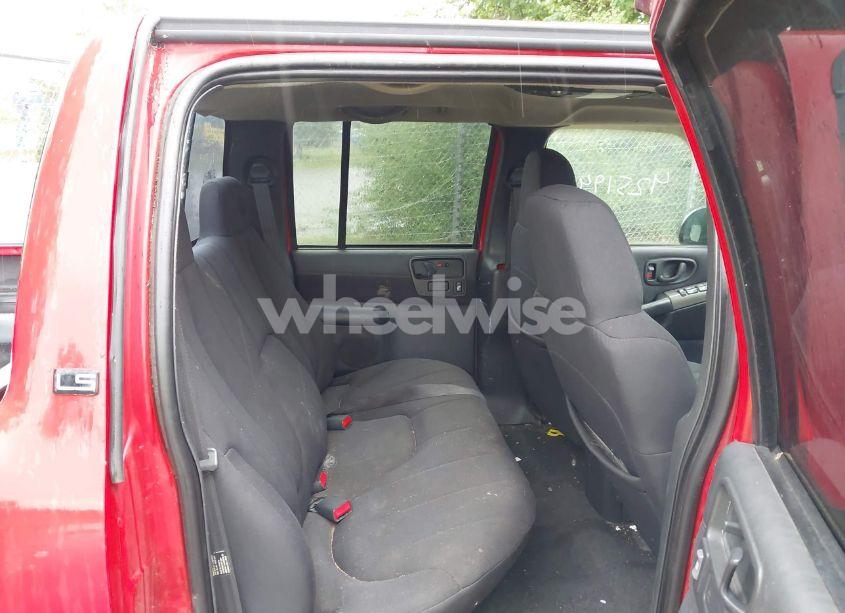 Photo 8 of 2004 Chevrolet S-10 LS (VIN 1GCDT13X24K113126)