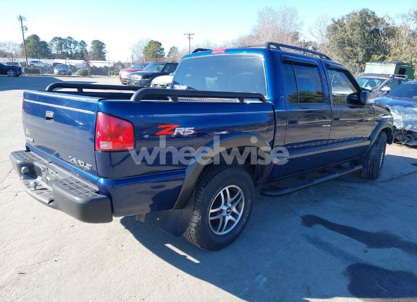 Photo 4 of 2004 Chevrolet S-10 LS (VIN 1GCDT13X34K137189)