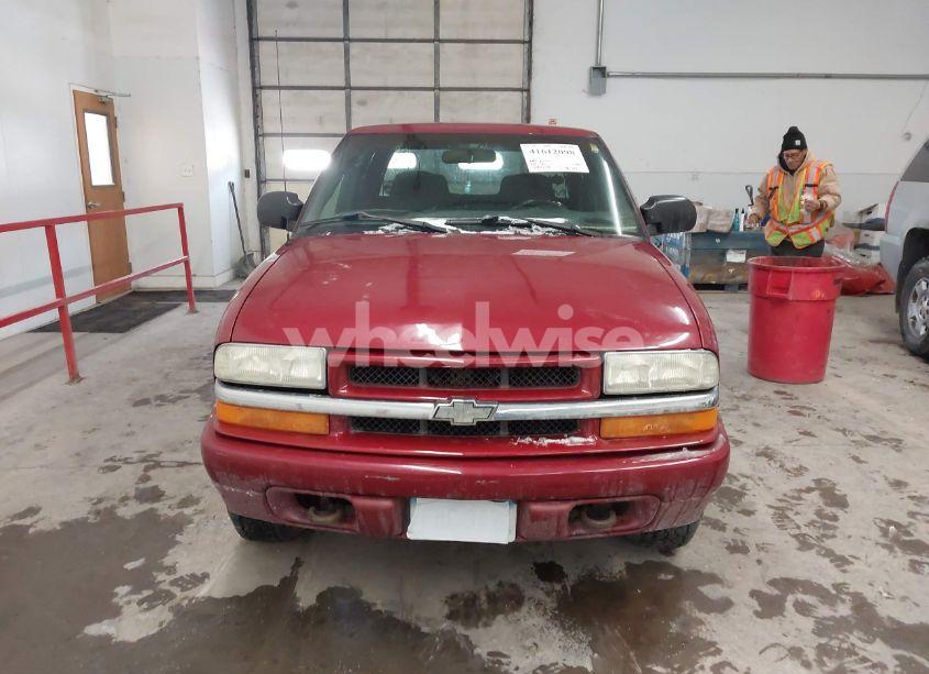 Photo 12 of 2003 Chevrolet S-10 LS (VIN 1GCDT13X53K169303)