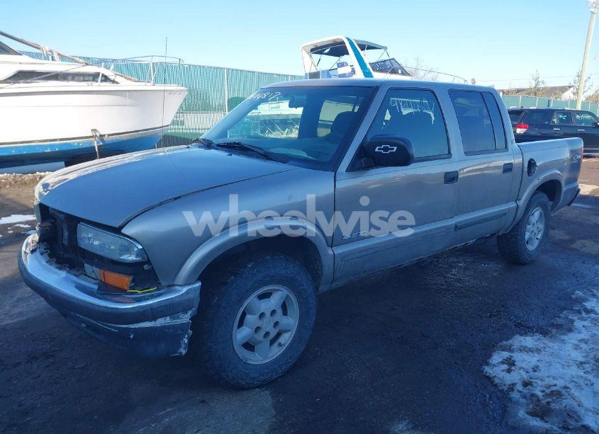 Photo 2 of 2004 Chevrolet S-10 LS (VIN 1GCDT13X64K122024)