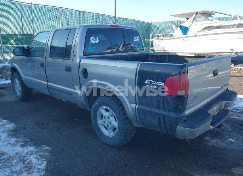 Photo 3 of 2004 Chevrolet S-10 LS (VIN 1GCDT13X64K122024)