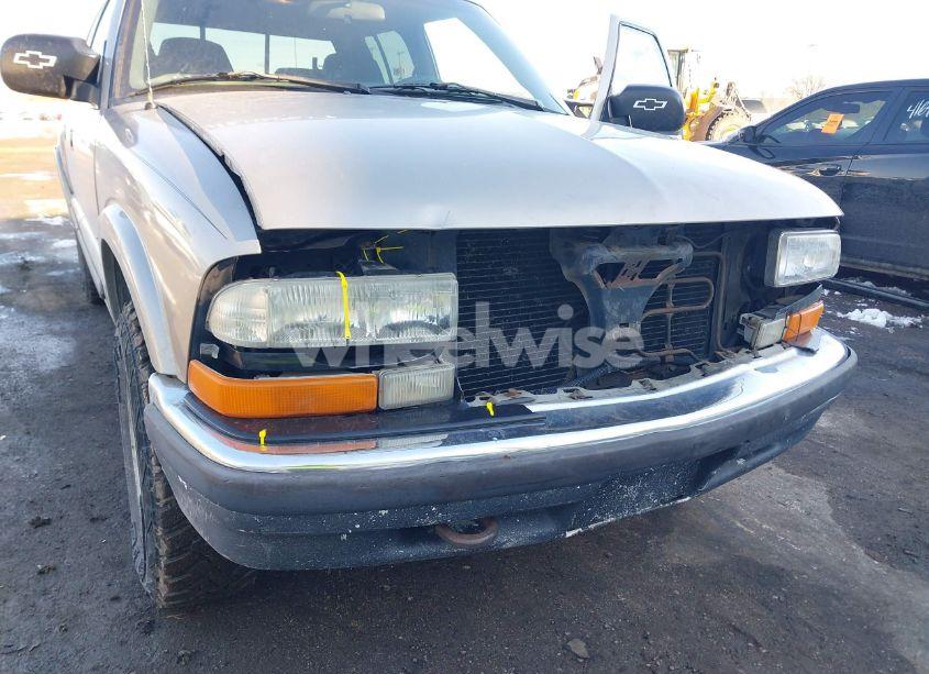 Photo 6 of 2004 Chevrolet S-10 LS (VIN 1GCDT13X64K122024)