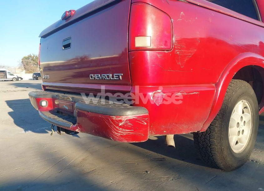 Photo 14 of 2004 Chevrolet S-10 LS (VIN 1GCDT13X64K130981)