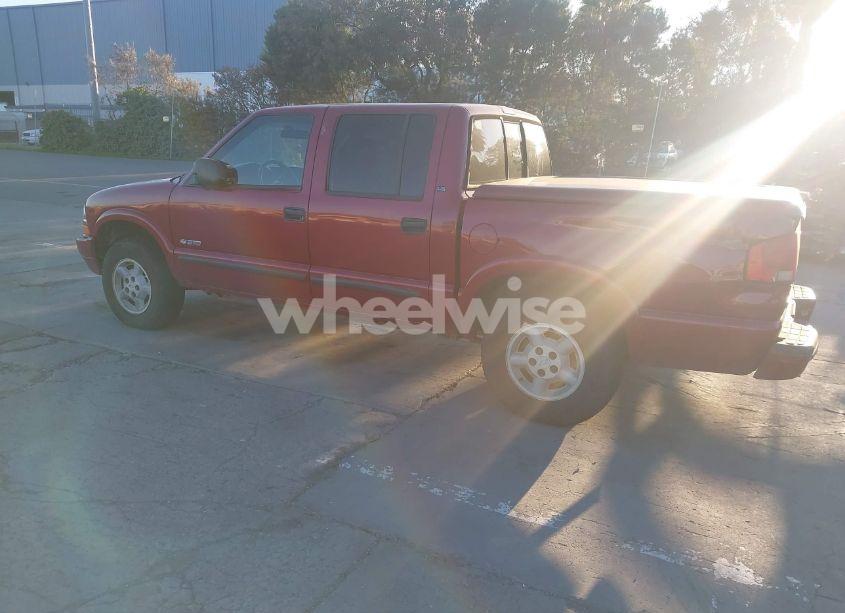 Photo 3 of 2004 Chevrolet S-10 LS (VIN 1GCDT13X64K130981)