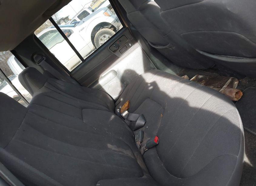 Photo 8 of 2004 Chevrolet S-10 LS (VIN 1GCDT13X64K141690)