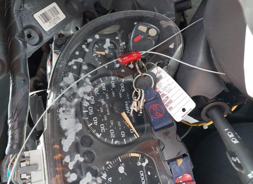 Photo 11 of 2004 Chevrolet S-10 LS (VIN 1GCDT13X74K111744)