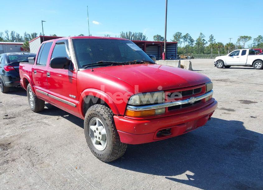 Photo 6 of 2004 Chevrolet S-10 LS (VIN 1GCDT13X74K146512)