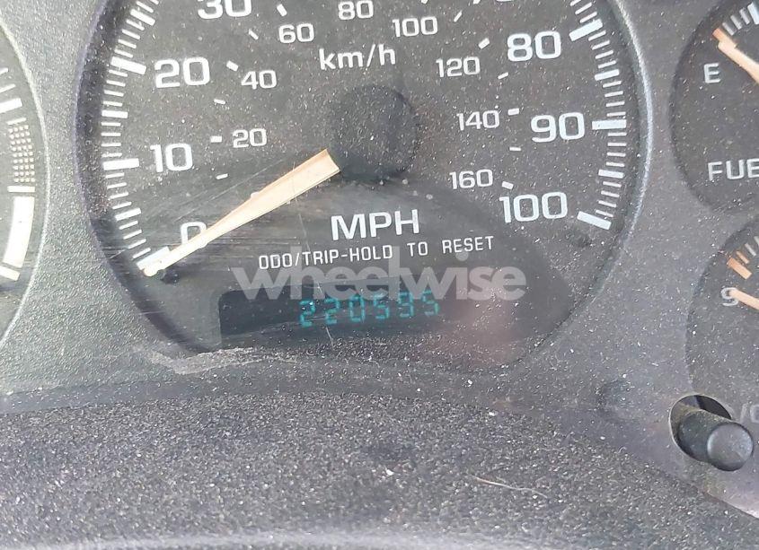 Photo 12 of 2003 Chevrolet S-10 LS (VIN 1GCDT13X83K121679)