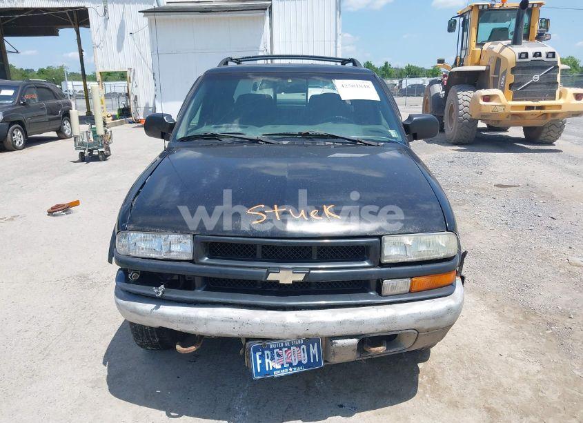 Photo 6 of 2003 Chevrolet S-10 LS (VIN 1GCDT13X83K121679)