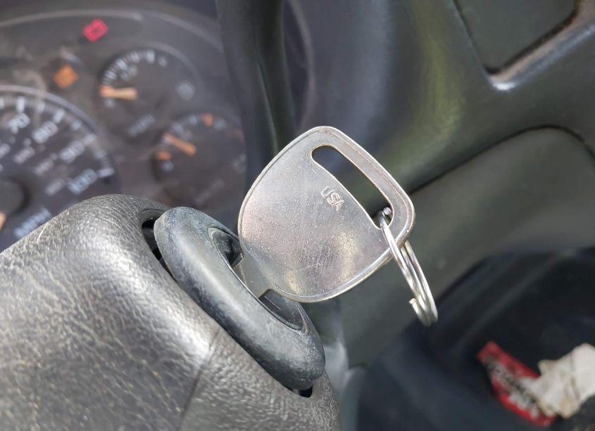 Photo 11 of 2003 Chevrolet S-10 LS (VIN 1GCDT13X83K137607)