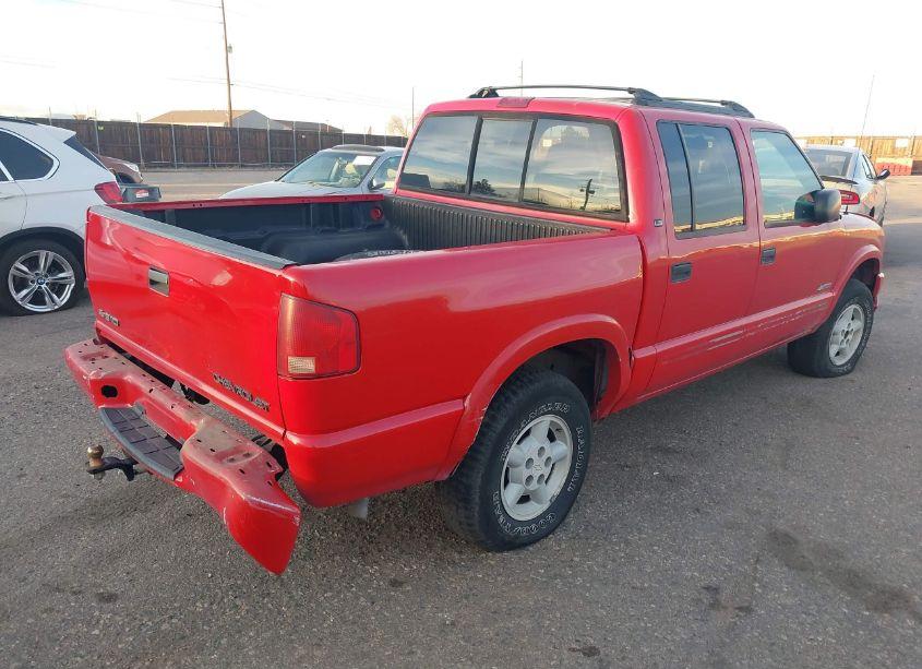 Photo 4 of 2003 Chevrolet S-10 LS (VIN 1GCDT13X83K169652)