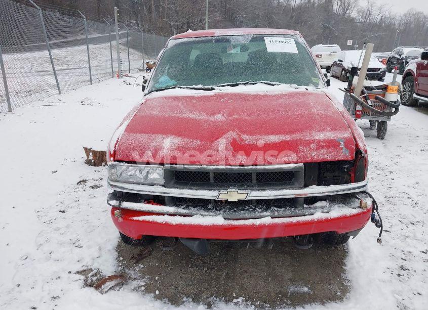 Photo 12 of 2003 Chevrolet S-10 LS (VIN 1GCDT13X83K177184)