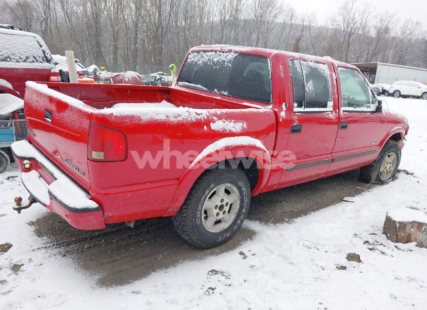Photo 4 of 2003 Chevrolet S-10 LS (VIN 1GCDT13X83K177184)