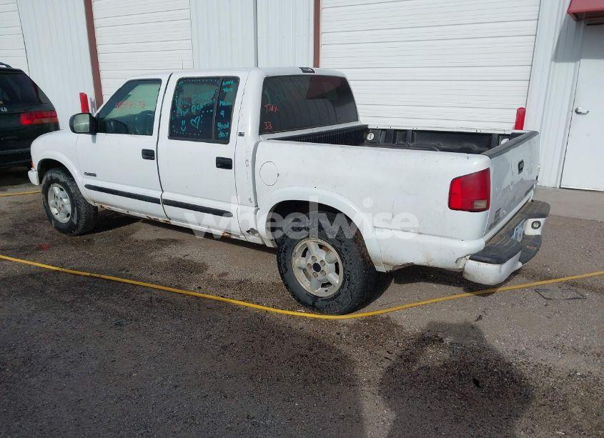Photo 3 of 2003 Chevrolet S-10 LS (VIN 1GCDT13X93K109878)