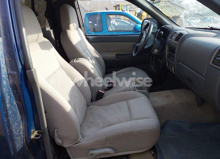 Photo 5 of 2004 Chevrolet Colorado LS (VIN 1GCDT146248149529)