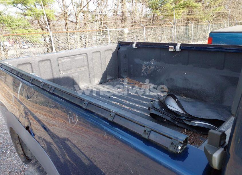 Photo 8 of 2004 Chevrolet Colorado LS (VIN 1GCDT146248149529)