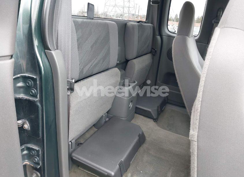 Photo 8 of 2004 Chevrolet Colorado LS (VIN 1GCDT196048223149)