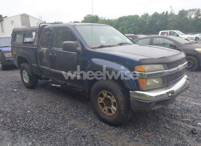 2004 Chevrolet Colorado LS (VIN 1GCDT196148107412) main photo