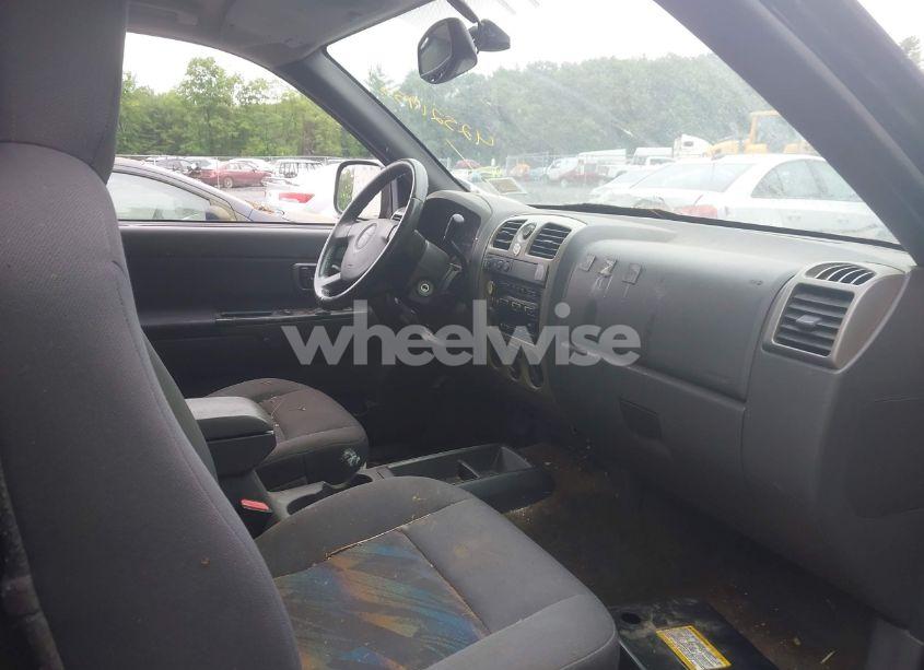 Photo 5 of 2004 Chevrolet Colorado LS (VIN 1GCDT196148107412)