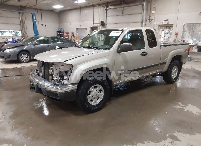 Photo 2 of 2004 Chevrolet Colorado LS (VIN 1GCDT196148159770)