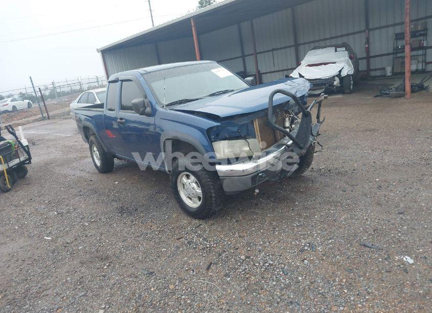 2005 Chevrolet Colorado LS (VIN 1GCDT196158266965) main photo