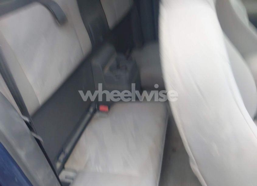 Photo 8 of 2005 Chevrolet Colorado LS (VIN 1GCDT196158266965)