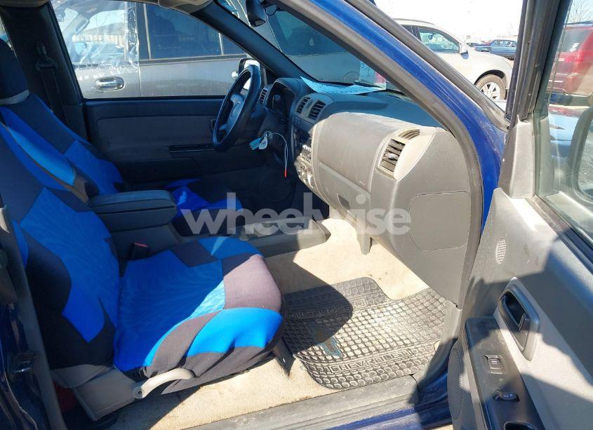 Photo 5 of 2005 Chevrolet Colorado LS (VIN 1GCDT196258124222)