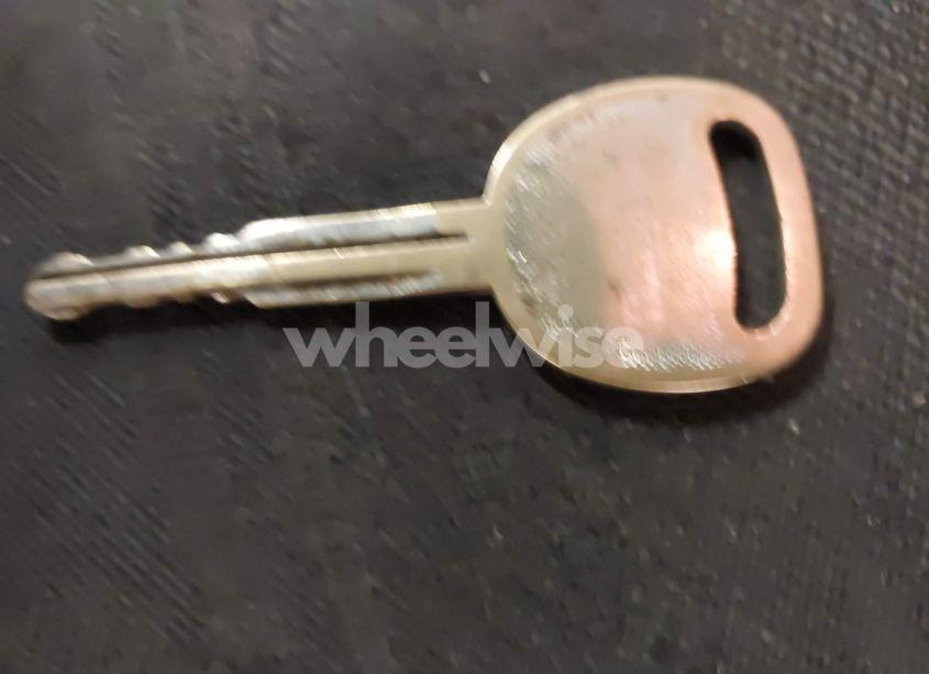 Photo 11 of 2005 Chevrolet Colorado LS (VIN 1GCDT196258150397)