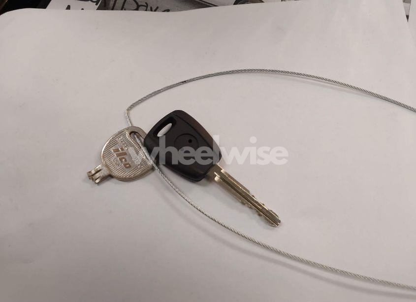 Photo 11 of 2004 Chevrolet Colorado LS (VIN 1GCDT196348221427)