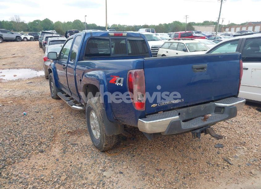Photo 3 of 2005 Chevrolet Colorado LS (VIN 1GCDT196458186432)
