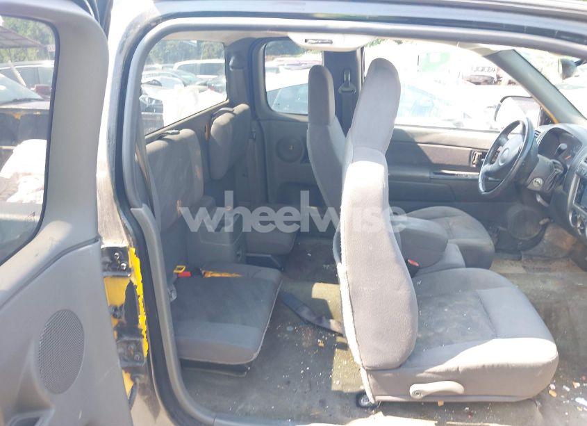 Photo 8 of 2005 Chevrolet Colorado LS (VIN 1GCDT196558120620)