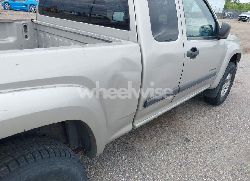 Photo 6 of 2004 Chevrolet Colorado LS (VIN 1GCDT196648106644)