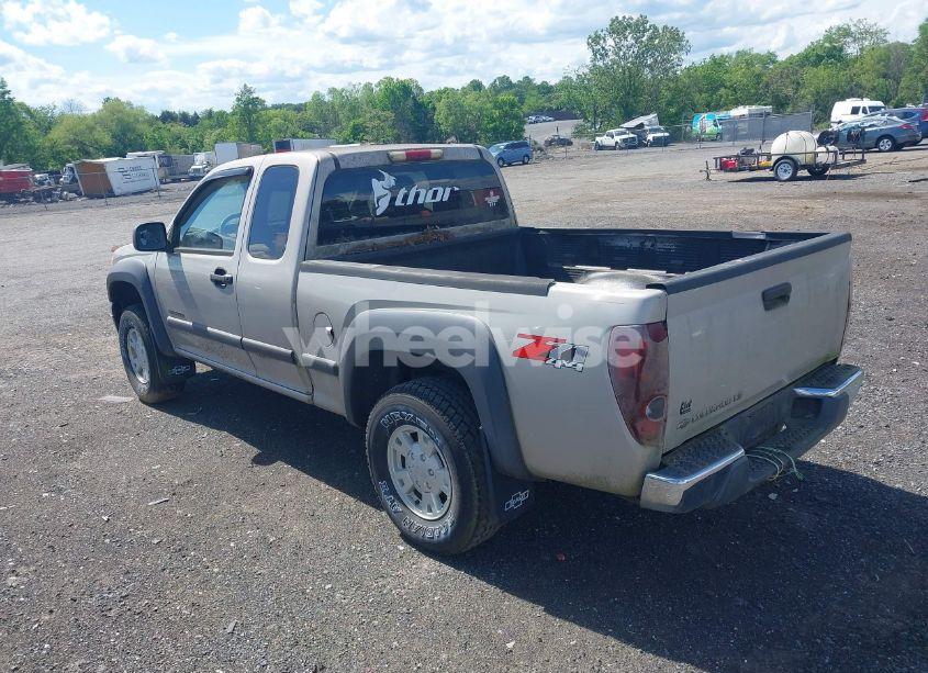 Photo 3 of 2004 Chevrolet Colorado LS (VIN 1GCDT196648111231)