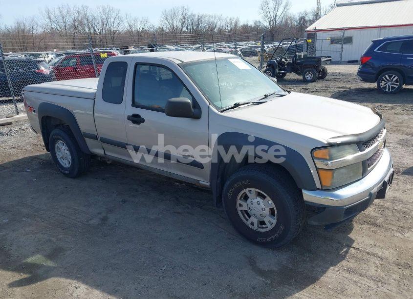2004 Chevrolet Colorado LS (VIN 1GCDT196648163104) main photo