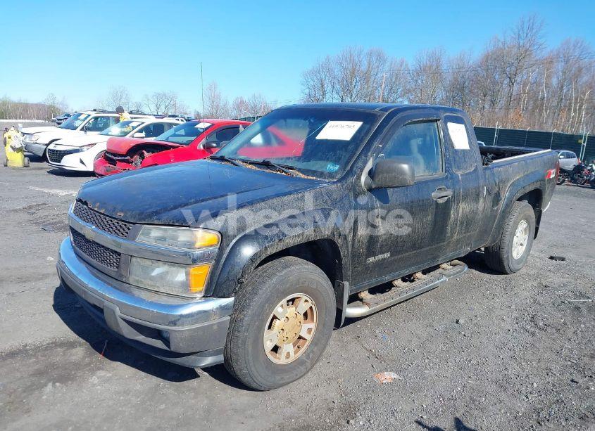 Photo 2 of 2005 Chevrolet Colorado LS (VIN 1GCDT196658113305)