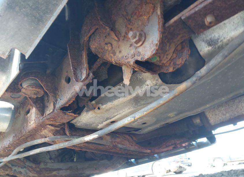 Photo 6 of 2005 Chevrolet Colorado LS (VIN 1GCDT196658113305)