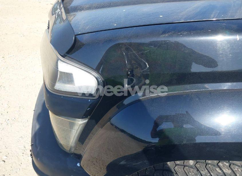 Photo 6 of 2005 Chevrolet Colorado LS (VIN 1GCDT196658221360)