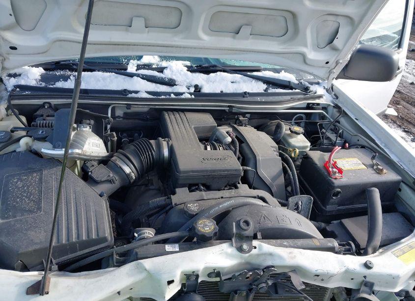 Photo 10 of 2004 Chevrolet Colorado LS (VIN 1GCDT196748118415)