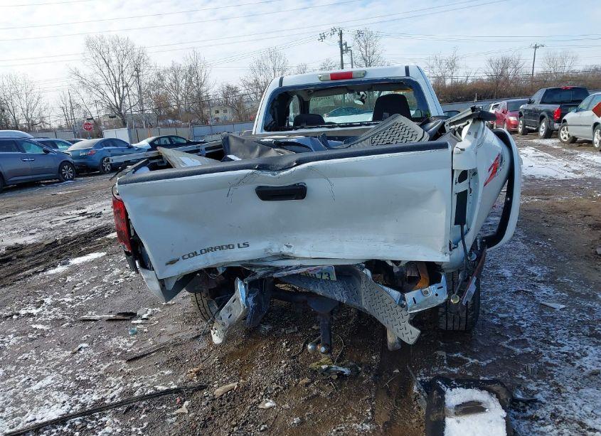 Photo 16 of 2004 Chevrolet Colorado LS (VIN 1GCDT196748118415)