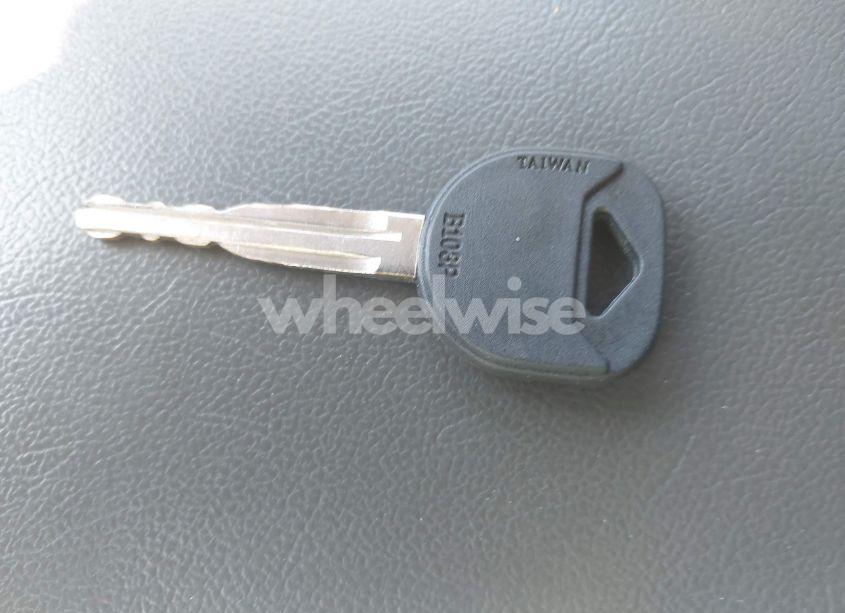 Photo 11 of 2005 Chevrolet Colorado LS (VIN 1GCDT196758112759)