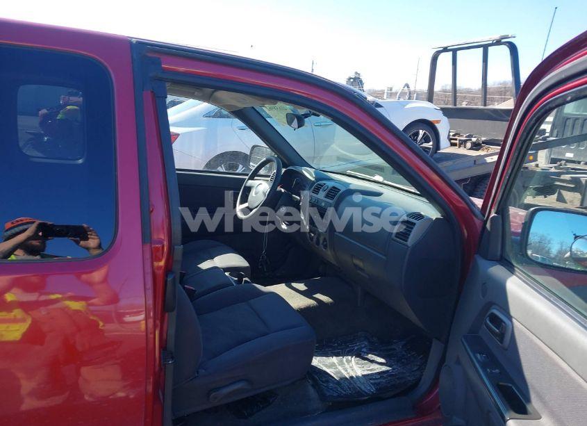 Photo 5 of 2005 Chevrolet Colorado LS (VIN 1GCDT196858245479)