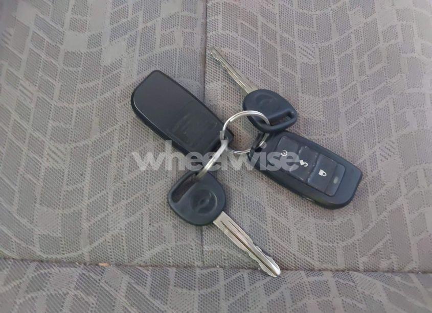 Photo 11 of 2005 Chevrolet Colorado (VIN 1GCDT196958179038)