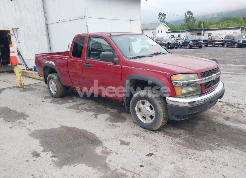 2005 Chevrolet Colorado LS (VIN 1GCDT198158171629) main photo