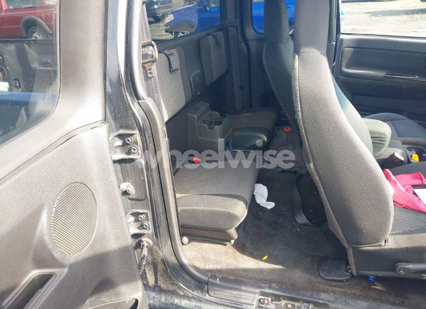 Photo 8 of 2009 Chevrolet Colorado LT (VIN 1GCDT19E398142595)