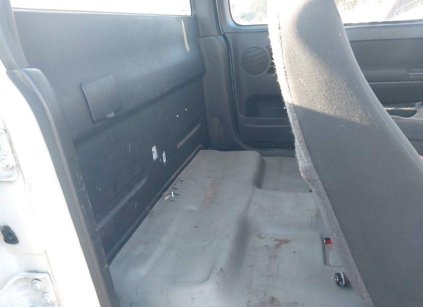 Photo 8 of 2009 Chevrolet Colorado WORK TRUCK (VIN 1GCDT19E998150409)