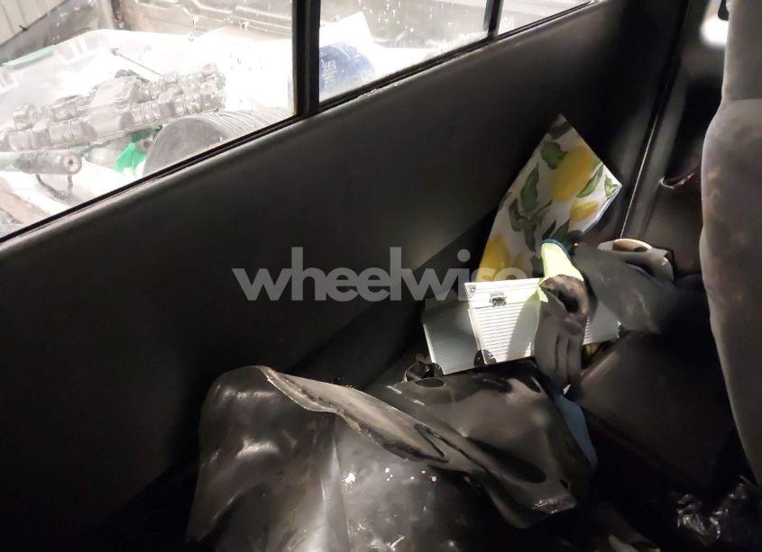 Photo 8 of 2001 Chevrolet S-10 LS (VIN 1GCDT19W118151261)