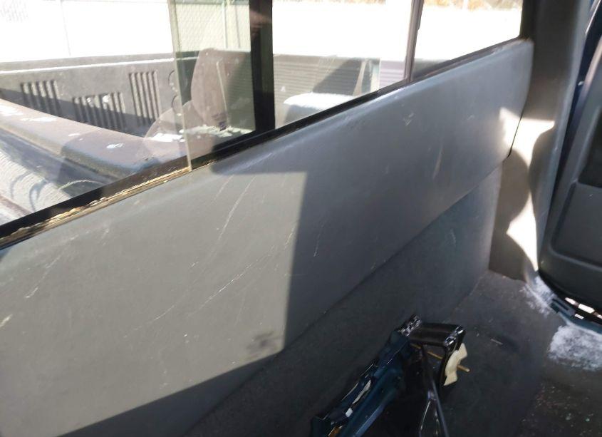 Photo 8 of 2001 Chevrolet S-10 LS (VIN 1GCDT19W318129648)