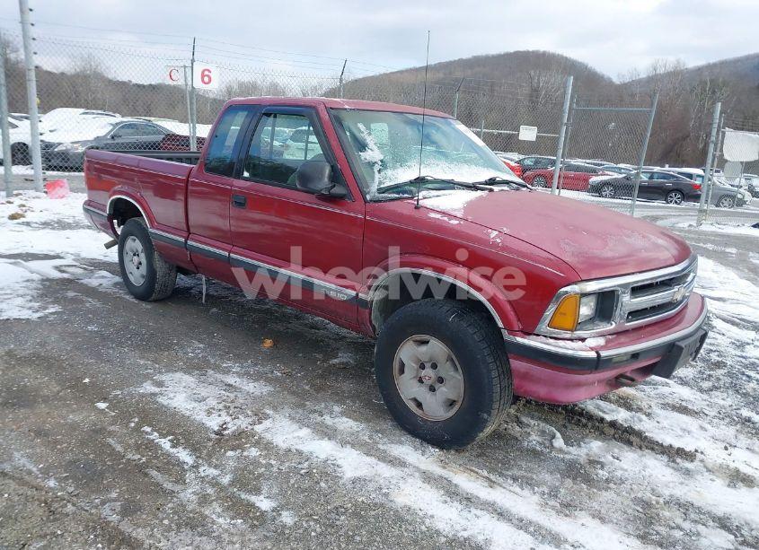 1994 Chevrolet S TRUCK S10 (VIN 1GCDT19W4RK158350) main photo